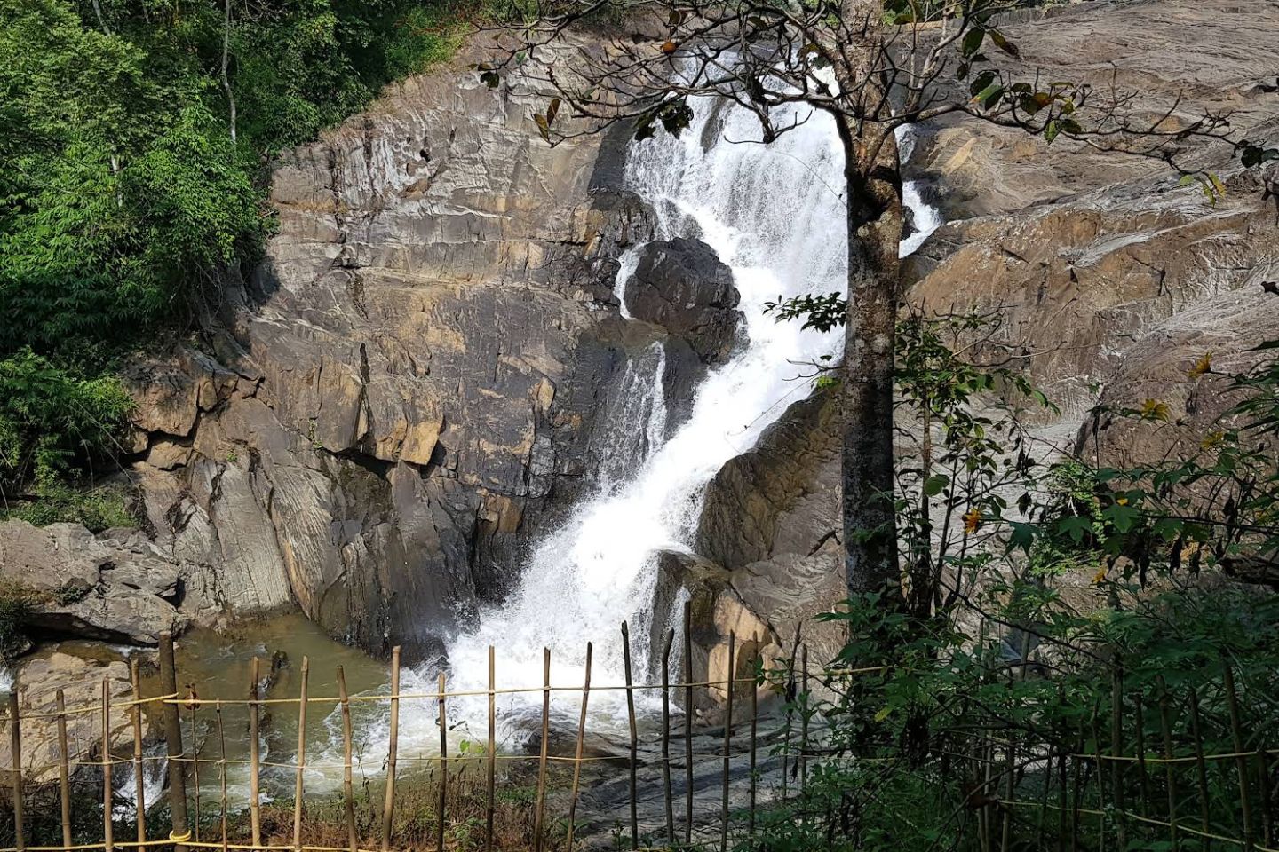 Soochipara and Kanthanpara Waterfalls