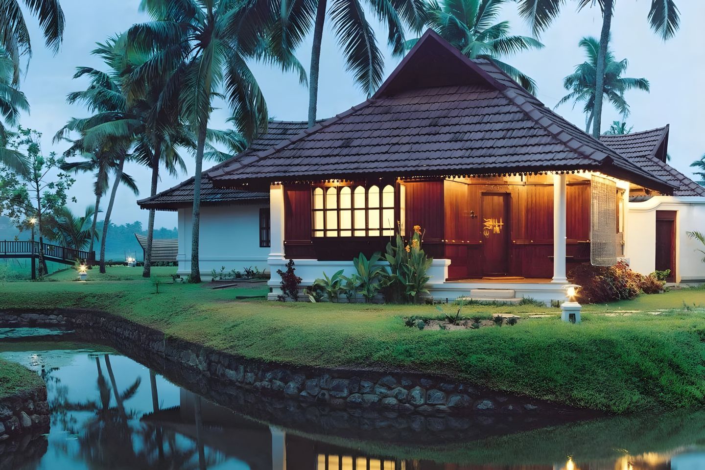 Kumarakom Tour Packages with Price & Itinerary