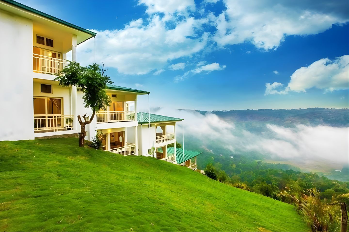 Munnar Honeymoon Packages with Price & Itinerary | Kerala Tourism