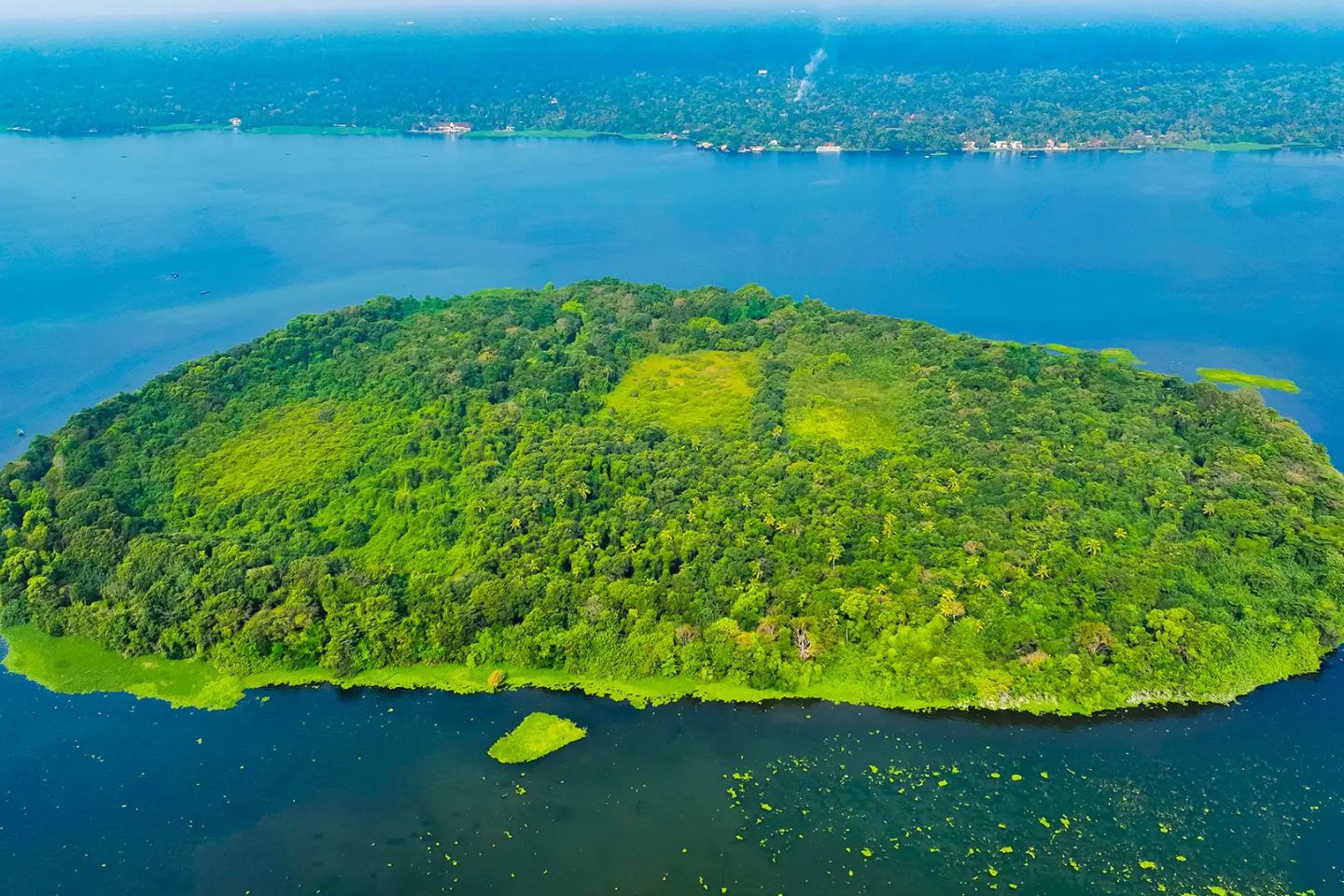 Pathiramanal Alleppey