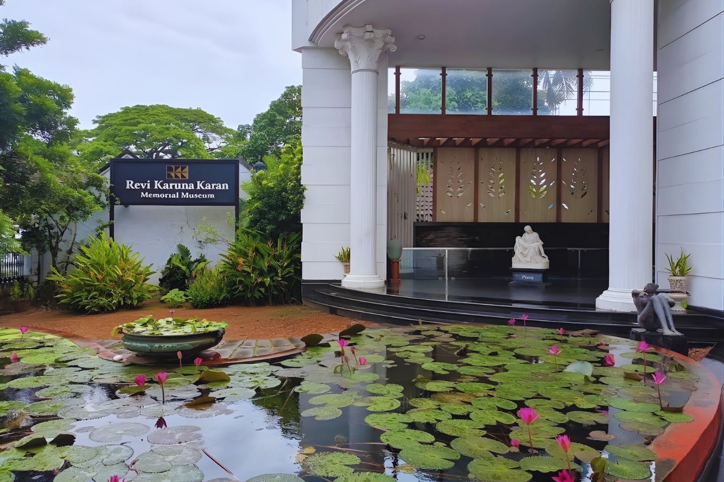 Revi Karunakaran Museum Alleppey